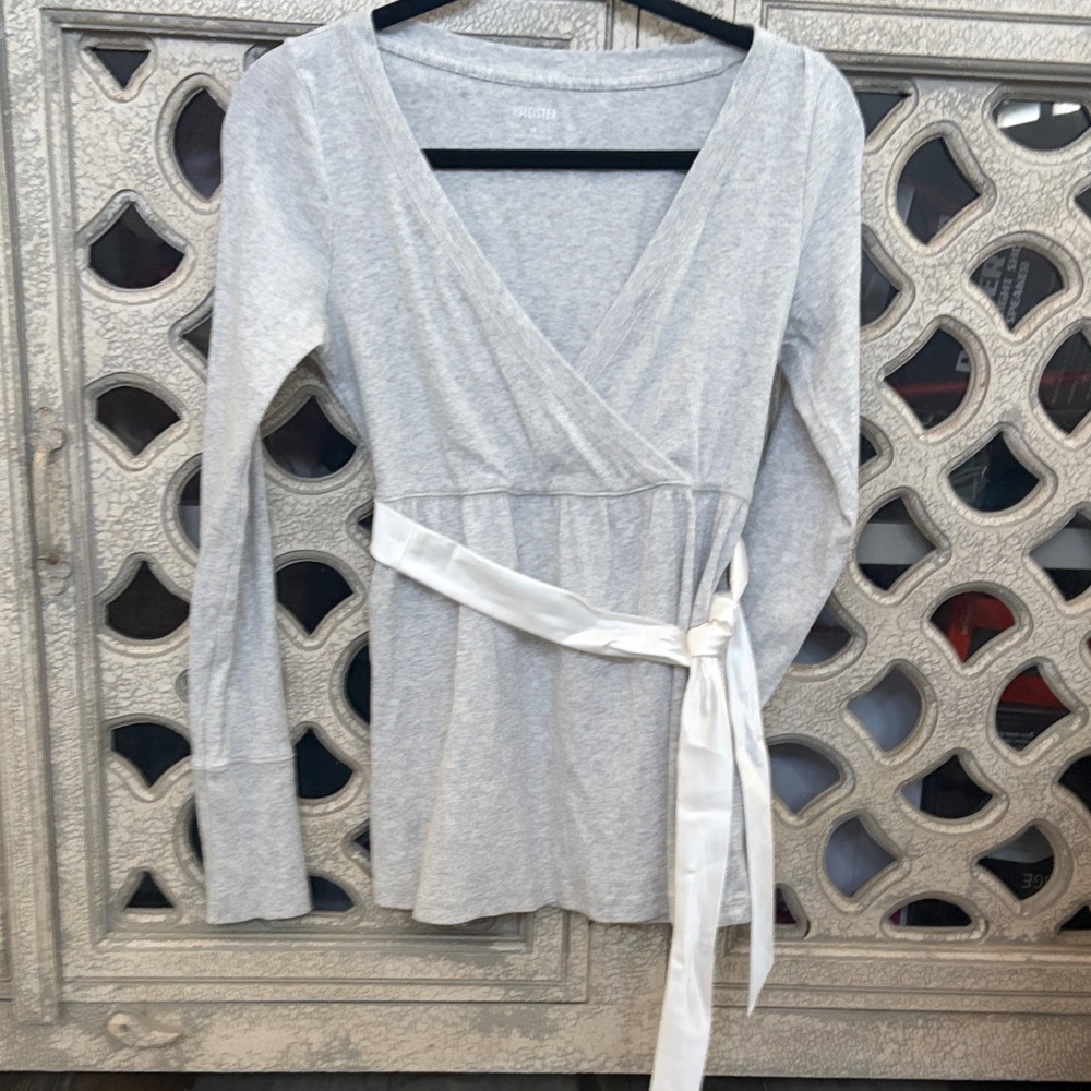 Hollister Light Gray Ribbed Top
